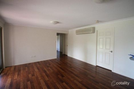 7 Lachlan Ct, Westbrook, QLD 4350