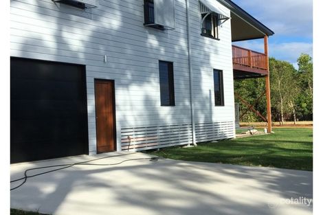 Property photo of 8 Anne Street Chinderah NSW 2487