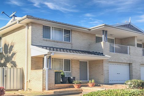 Property photo of 8/16 Cadogan Road Macquarie Fields NSW 2564