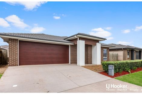 Property photo of 11 Caswell Road Spring Farm NSW 2570