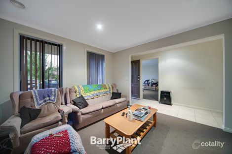 Property photo of 3 Miller Close Drouin VIC 3818