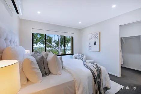 Property photo of 12/19 Governor Terrace Murarrie QLD 4172