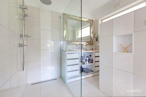 Property photo of 18 Kilmiston Court Frankston South VIC 3199