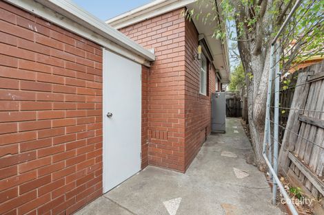 Property photo of 2/3 Tyrone Street Camberwell VIC 3124