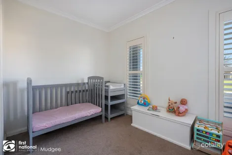 Property photo of 9 Vera Court Mudgee NSW 2850