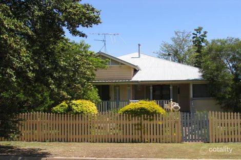 11 Edward St, Pittsworth, QLD 4356