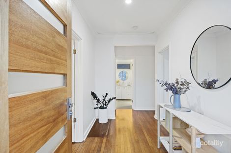 Property photo of 4 Lovelock Place Bassendean WA 6054