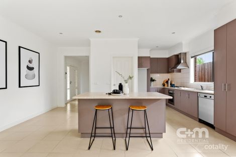 Property photo of 12/3 Nerissa Grove Oak Park VIC 3046