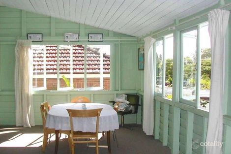 Property photo of 16 Blackheath Road Oxley QLD 4075