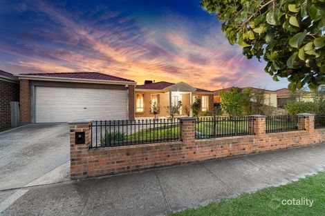 Property photo of 5 Nariel Place Cranbourne West VIC 3977