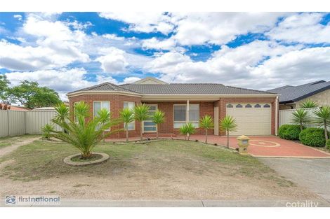 Property photo of 12 Rosemont Way Roxburgh Park VIC 3064