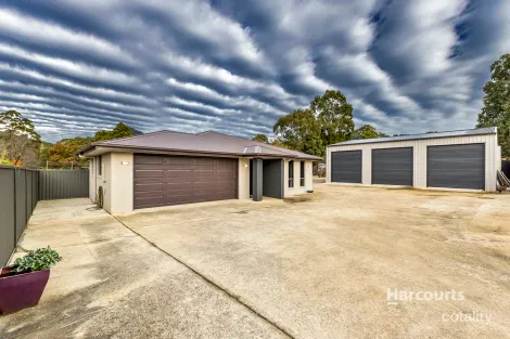 52 Berkshire Pde, Penguin, TAS 7316