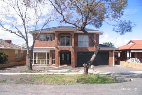 128 Arvon Rd, Strathmore, VIC 3041