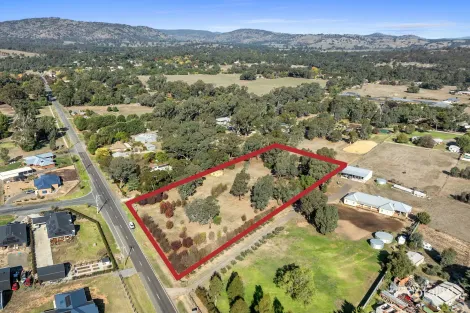 Property photo of 47 Bank Street Avenel VIC 3664