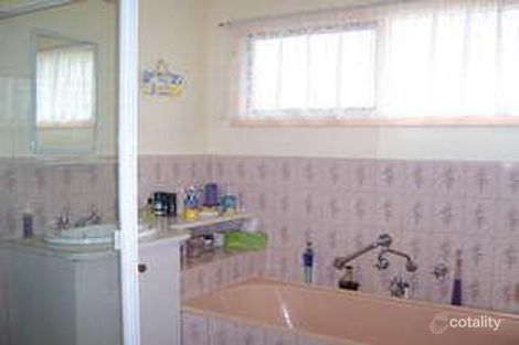Property photo of 7 Redleaf Close Heathcote VIC 3523