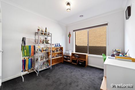 Property photo of 10 Stonehenge Drive Cobblebank VIC 3338