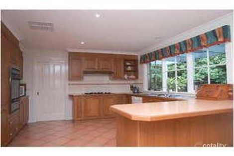 Property photo of 6 Fielden Close Mooroolbark VIC 3138