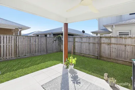 Property photo of 2/1 Archibald Crescent Nirimba QLD 4551