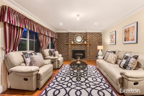 Property photo of 23 Wattlebird Court Burwood VIC 3125