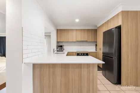Property photo of 41 Allenby Crescent Windaroo QLD 4207