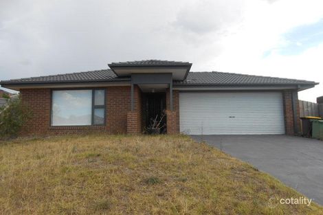 Property photo of 12 Saltash Court Sunbury VIC 3429