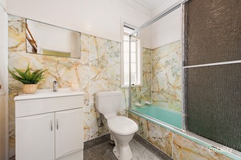 Property photo of 111 Goldsbrough Road Taringa QLD 4068