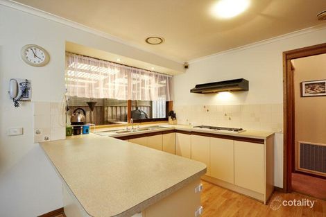 Property photo of 1 Ampney Court Kilsyth South VIC 3137
