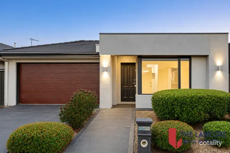 Property photo of 30 Columbus Road Kalkallo VIC 3064