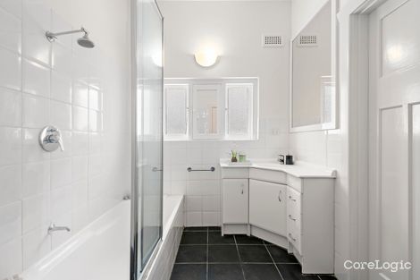 Property photo of 147 Hawthorn Road Caulfield North VIC 3161