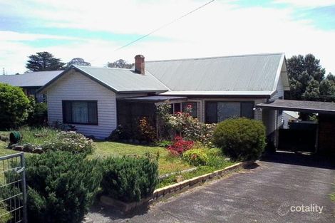 Property photo of 7 Chamberlain Road Newborough VIC 3825