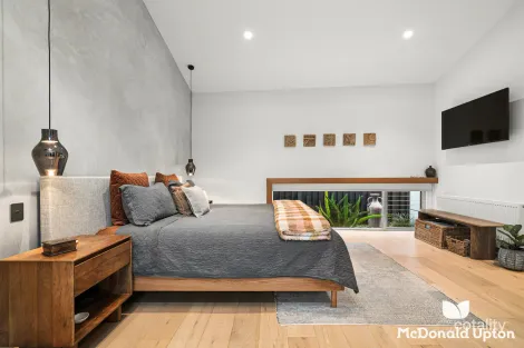 Property photo of 22 Gilbertson Street Essendon VIC 3040