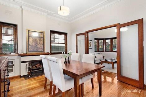 Property photo of 947 Riversdale Road Surrey Hills VIC 3127