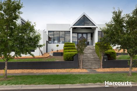 16 Telford Dr, Berwick, VIC 3806