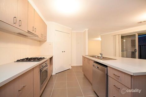 Property photo of 11 Oliver Place Point Cook VIC 3030