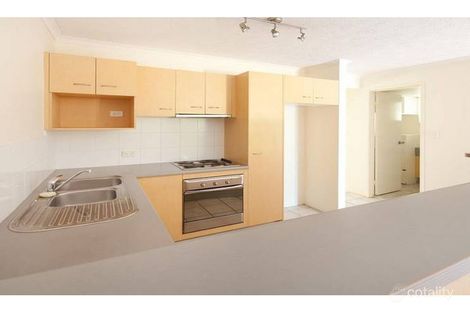 Property photo of 2/9 Bright Avenue Labrador QLD 4215