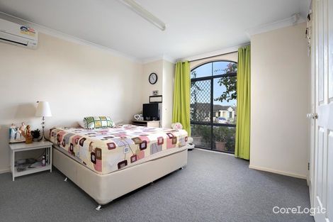 Property photo of 14 Green Place Durack QLD 4077