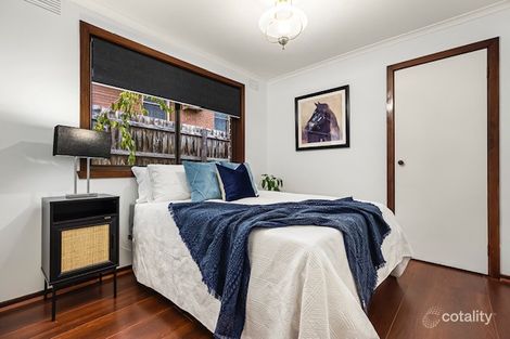 Property photo of 3 Hedline Place Macleod VIC 3085