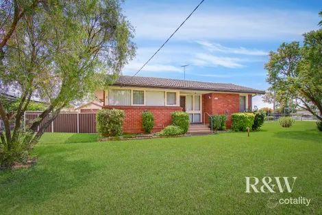 2 Runcorn Ave, Hebersham, NSW 2770