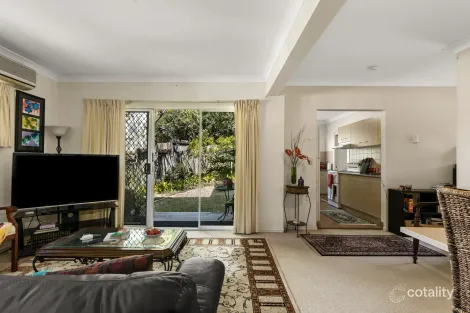 2/2 BELLEVUE PDE, TARINGA, QLD 4068
