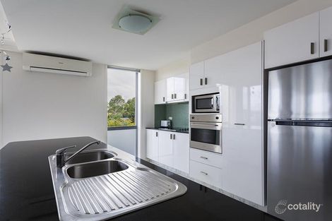 Property photo of 21 Winton Terrace Varsity Lakes QLD 4227