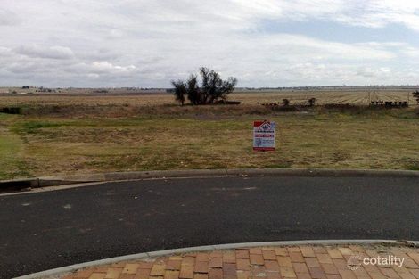 Property photo of 2 Eric Court Cambooya QLD 4358