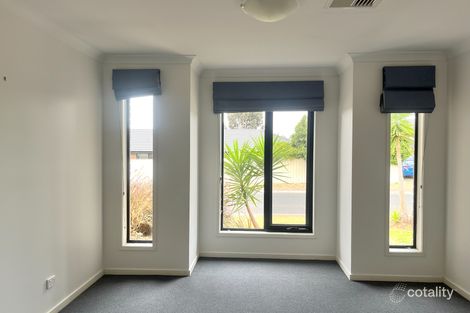 Property photo of 20 Overlander Way Smithfield SA 5114