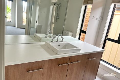 Property photo of 20 Overlander Way Smithfield SA 5114