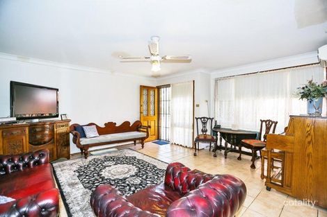 Property photo of 10/201-207 Harrow Road Glenfield NSW 2167