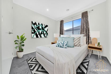Property photo of 98 Scotsdale Drive Cranbourne East VIC 3977