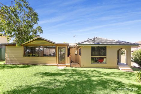 Property photo of 5 Wewak Place Bossley Park NSW 2176