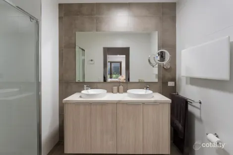 Property photo of 13/41 Creekside Terrace Albany Creek QLD 4035