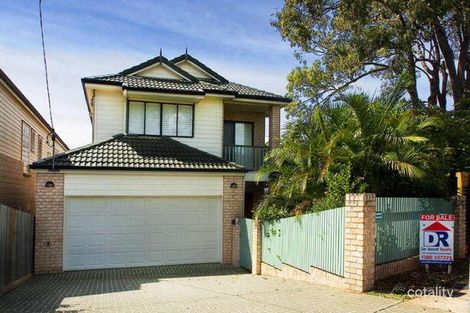 204 Prince Edward Pde, Scarborough, QLD 4020