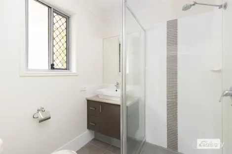 Property photo of 8 Brendan Thorne Place Marsden QLD 4132