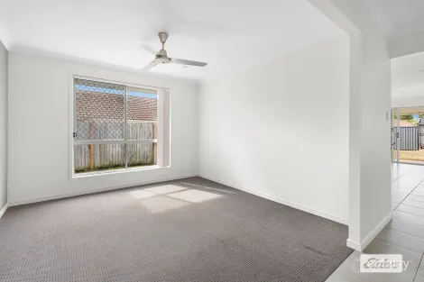 Property photo of 8 Brendan Thorne Place Marsden QLD 4132